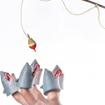 AQKILO 5-Piece Shark Finger Puppet Set, Premium PVC Ocean Animal Theater Props, Eco-Friendly Novelty Toys for Kids and Adults, Ideal Gifts and Party Favors.