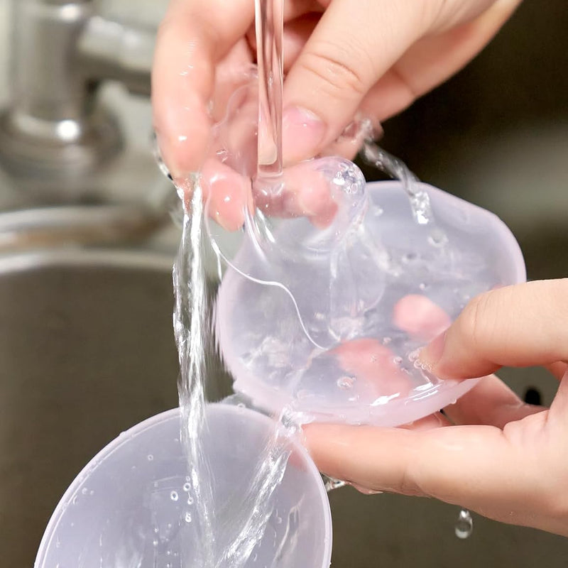 Momcozy Nipple Shields for Breastfeeding Newborn, Flower Shaped(1, 24mm) | BPA/BPS-Free, Super-Soft & Portable Carry Case Included