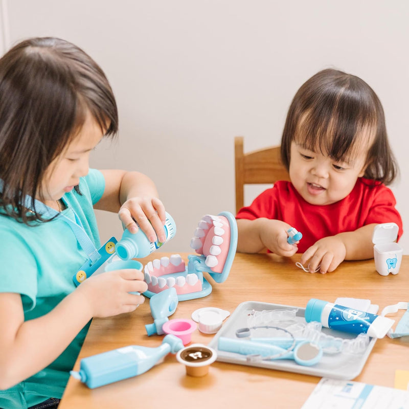 Melissa & Doug 25-Piece Dentist Kit, Oversized Teeth & Tools for Kids' Pretend Play, Ages 3+, Educational Toys for Girls & Boys