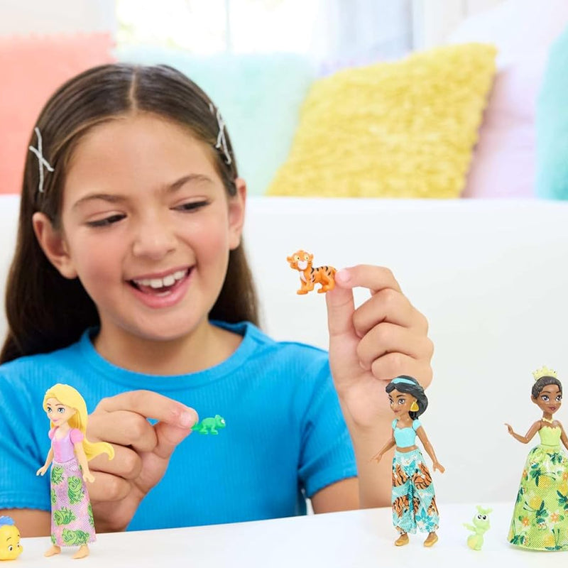 ​Mattel Disney Princess & Friends Set with 5 Posable Small Dolls in Removable Skirts or Pants & 5 Friend Figures, Inspired by the Disney Movies