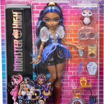 Monster High Doll, Robecca Steam in Blue Blouse and Black Shorts with Pet Penguin Captain Penny and 7 Accessories Like Flying Goggles and Purse