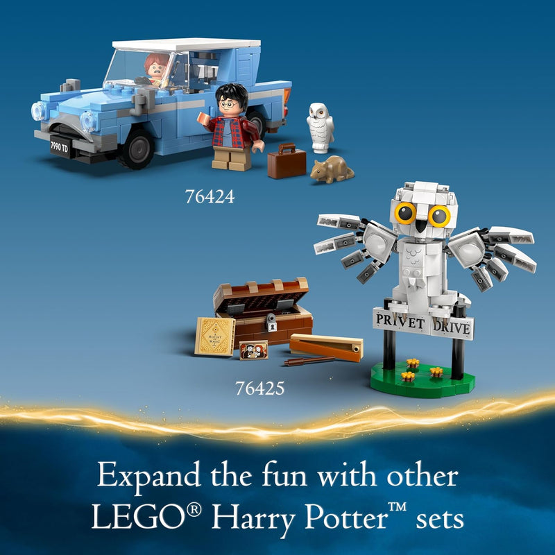 LEGO Harry Potter Flying Ford Anglia toy car with 2 minifigures for role play fantasy playset
