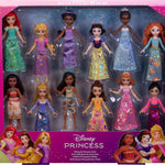 Mattel Disney Princess Toys, Ultimate Princess Pack with 12 Small Posable Dolls in Signature Outfits, Collectibles Inspired by Disney Movies (Amazon Exclusive)