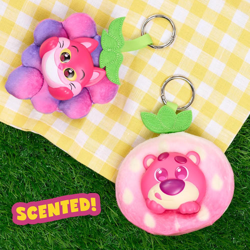 HAPPY HAUL Disney Scents of Style Clip-On Blind Box Plush, Scented Vinyl-Head Plush Clip-On Collectible Toy, 4.5-Inch Stuffed Toy, Short-Run Drop, Ages 8 and up